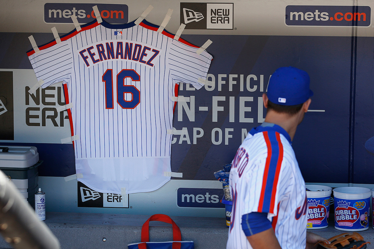 fernandez-tributes-11.jpg